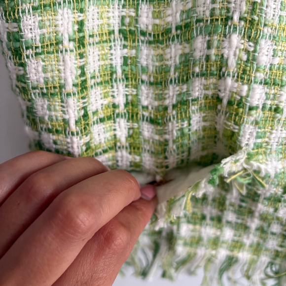 ZARA Green /White Cotton Tweed Vest Crop Top with Gold Tone Buttons Sz M NWT - Picture 8 of 11